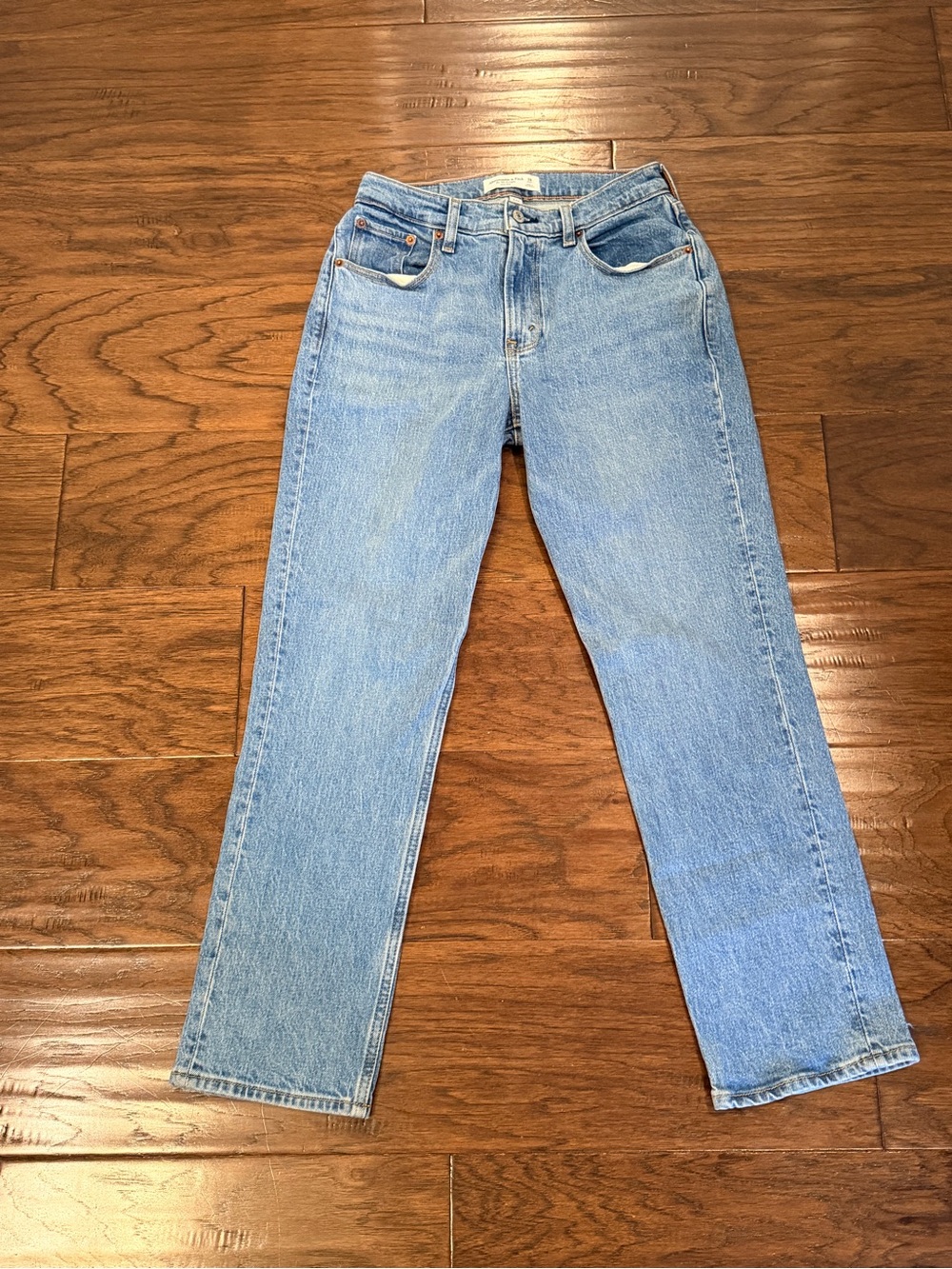 Abercrombie & Fitch Light Blue 90s Straight Leg Jeans